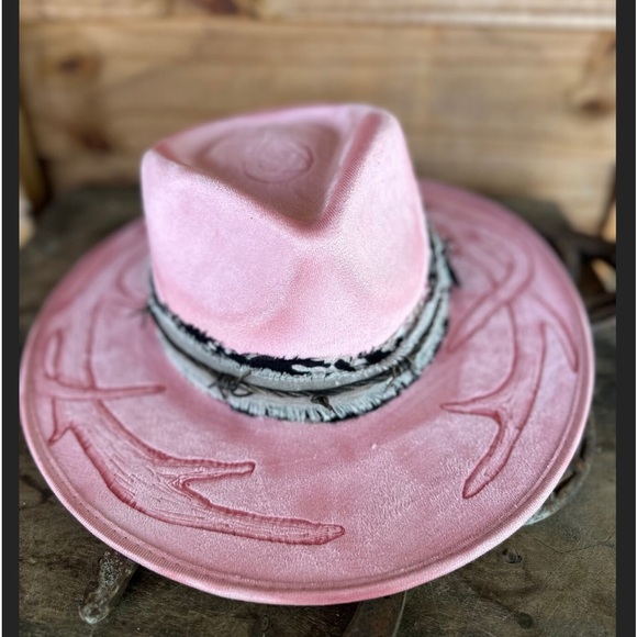 Accessories - Breast cancer awareness hat save the racks